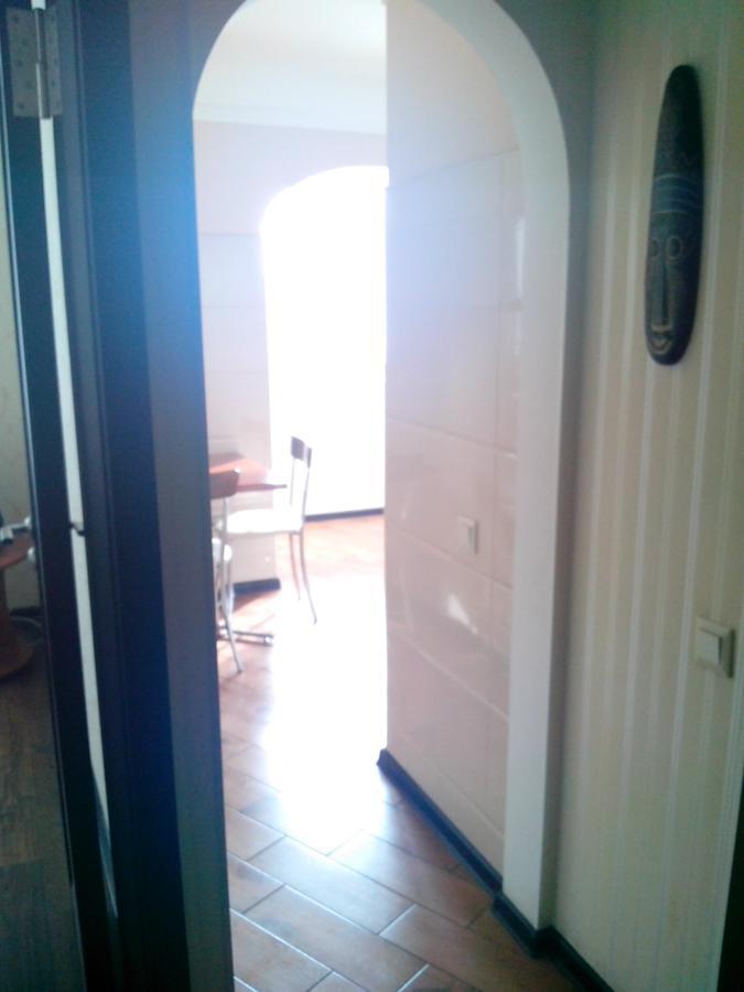 Beautiful And Comfortable 2 Rooms Apartment Киев Екстериор снимка